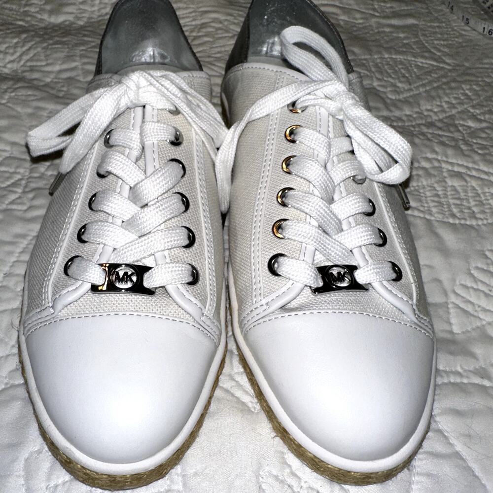 Michael Kors Shoes Women's 9 M Kristy Slide Sneakers Lace Up Flats White Canvas